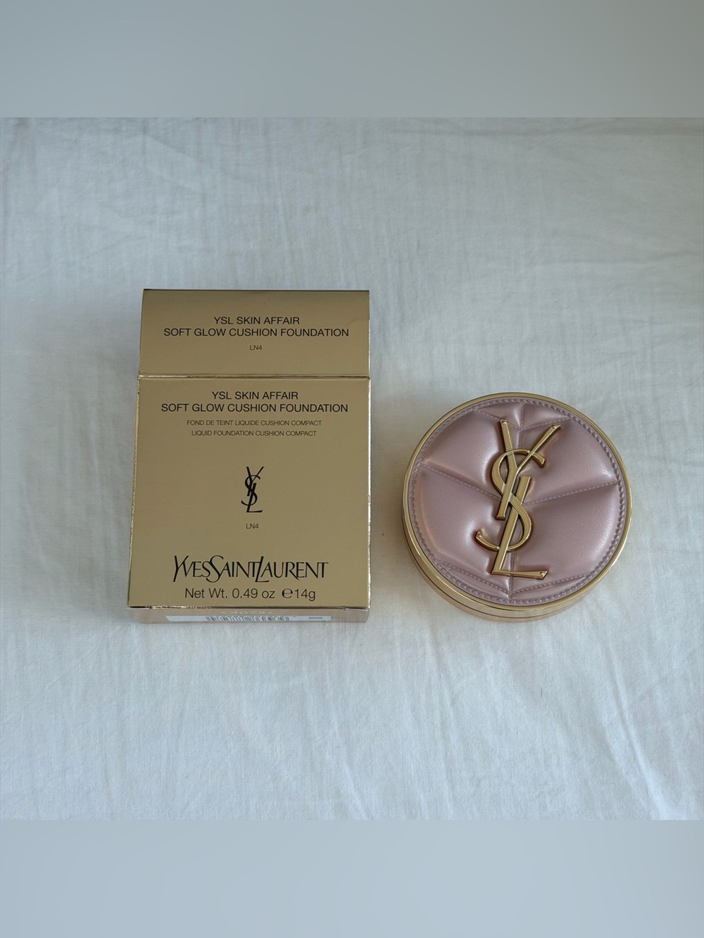 Yves Saint Laurent Cushion Foundation - LN4